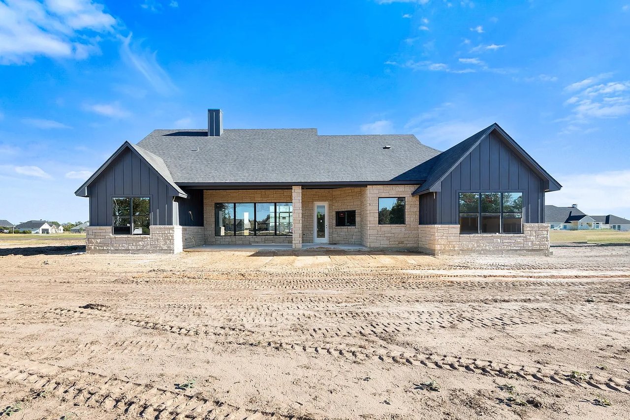 7873 Mathis Creek Drive