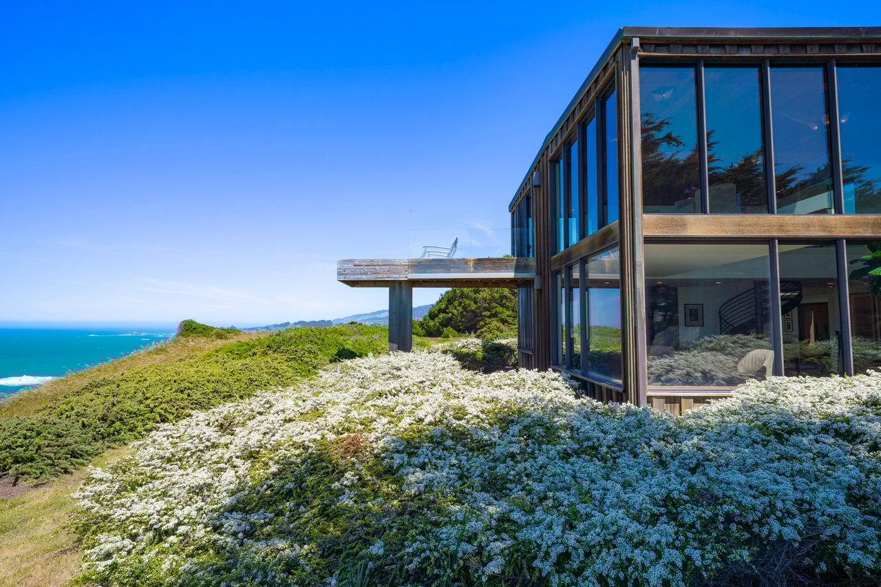 Sea Arches - 7000 S Hwy 1