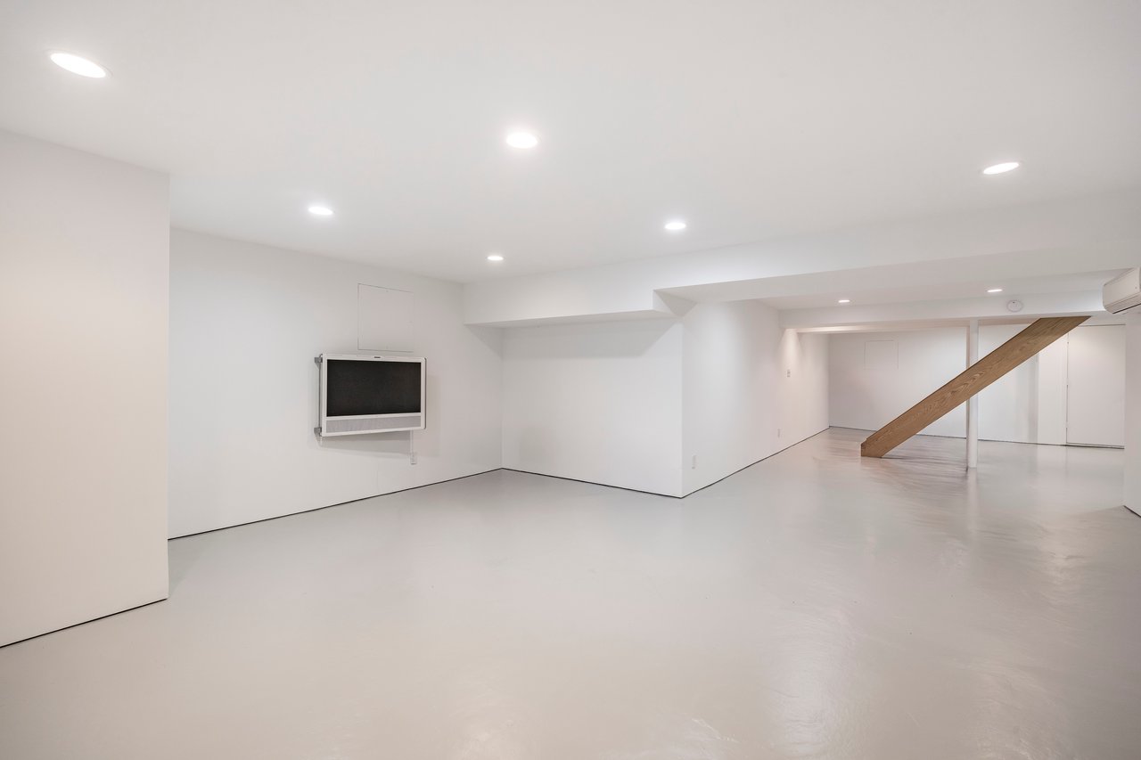 3 Whale Rock Ln., East Hampton