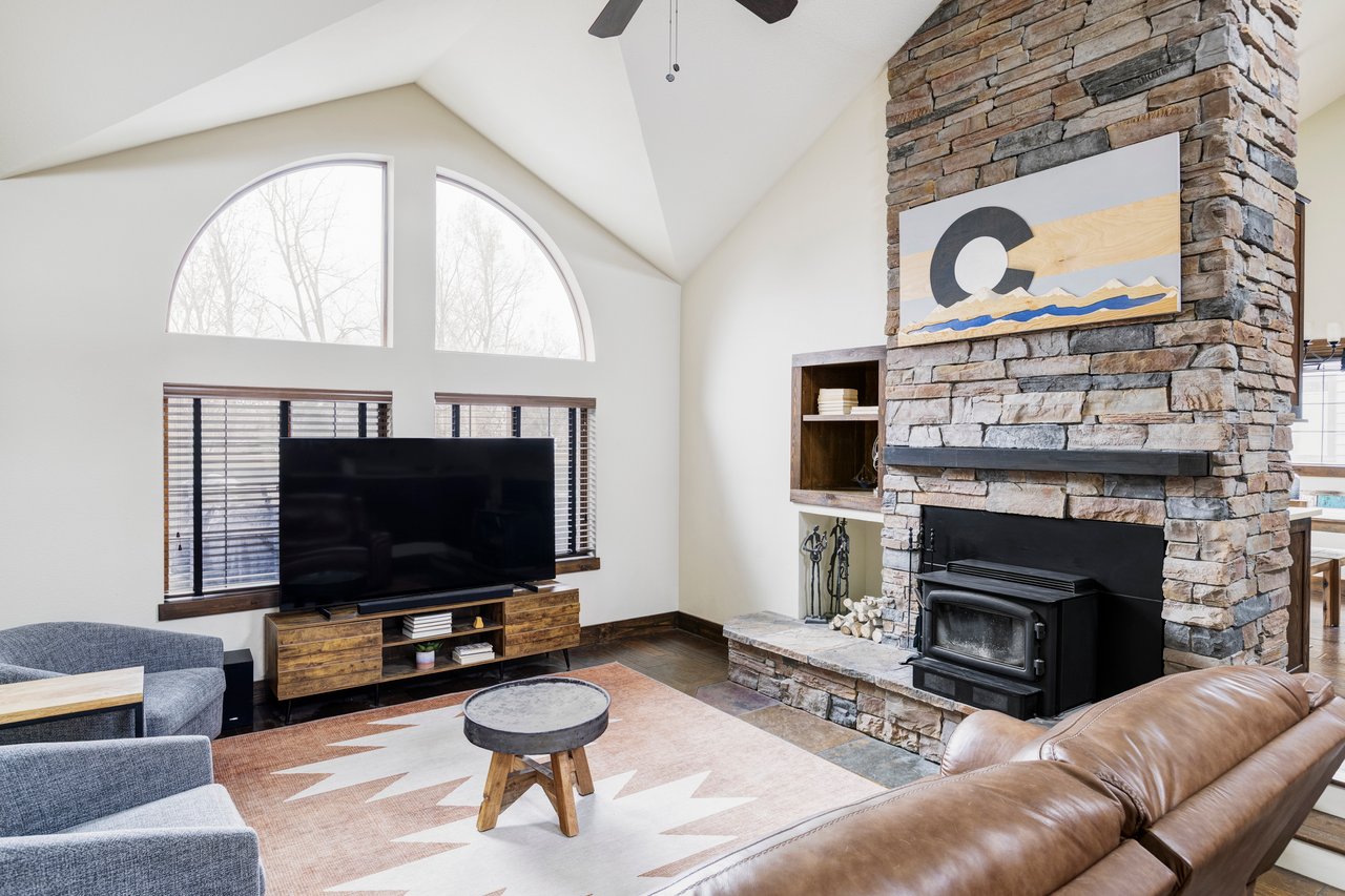 2770 Arbor Glen Place