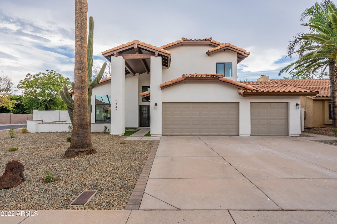 5347 E Michelle Dr