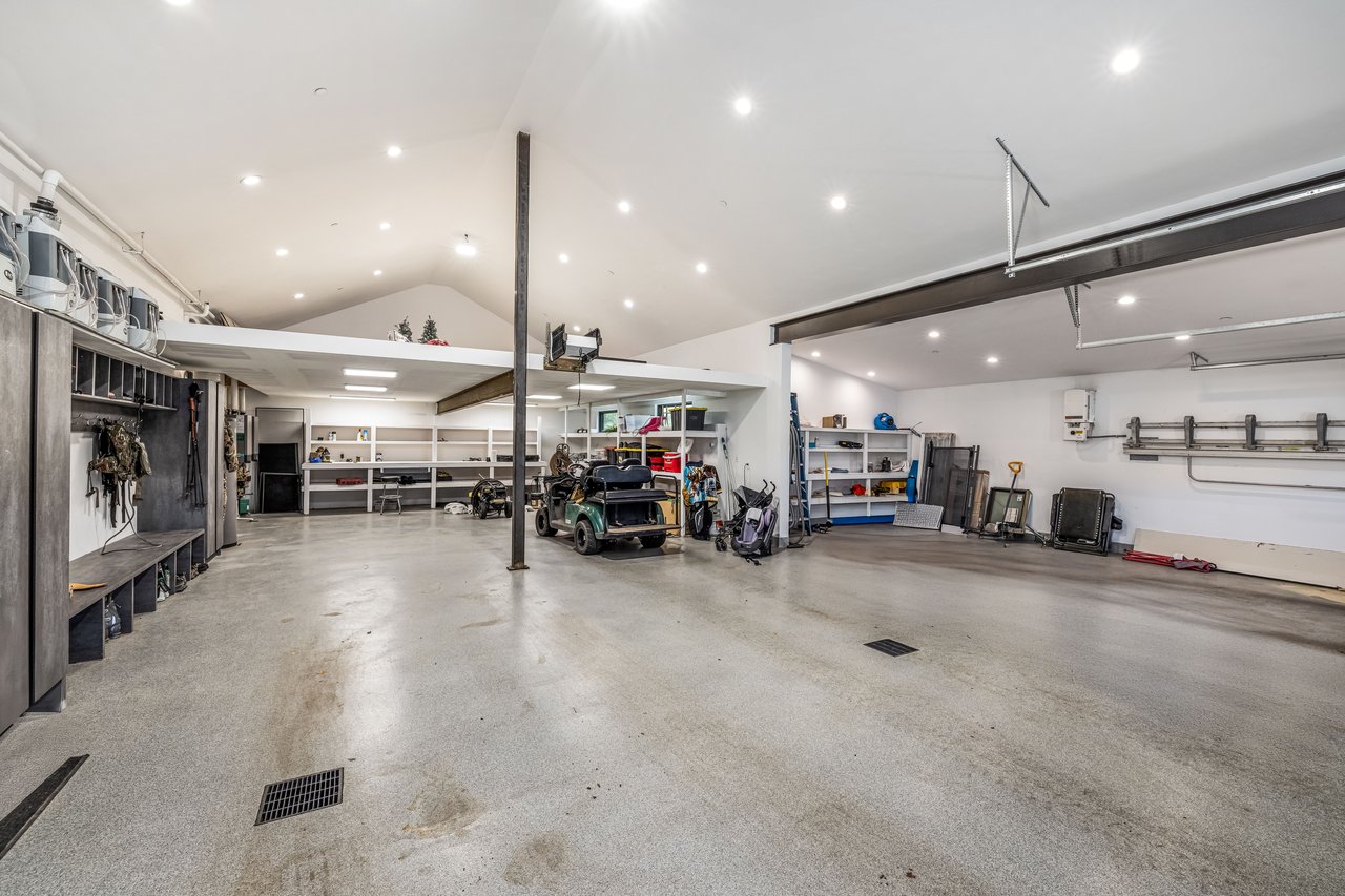 31 Taylor Creek Court