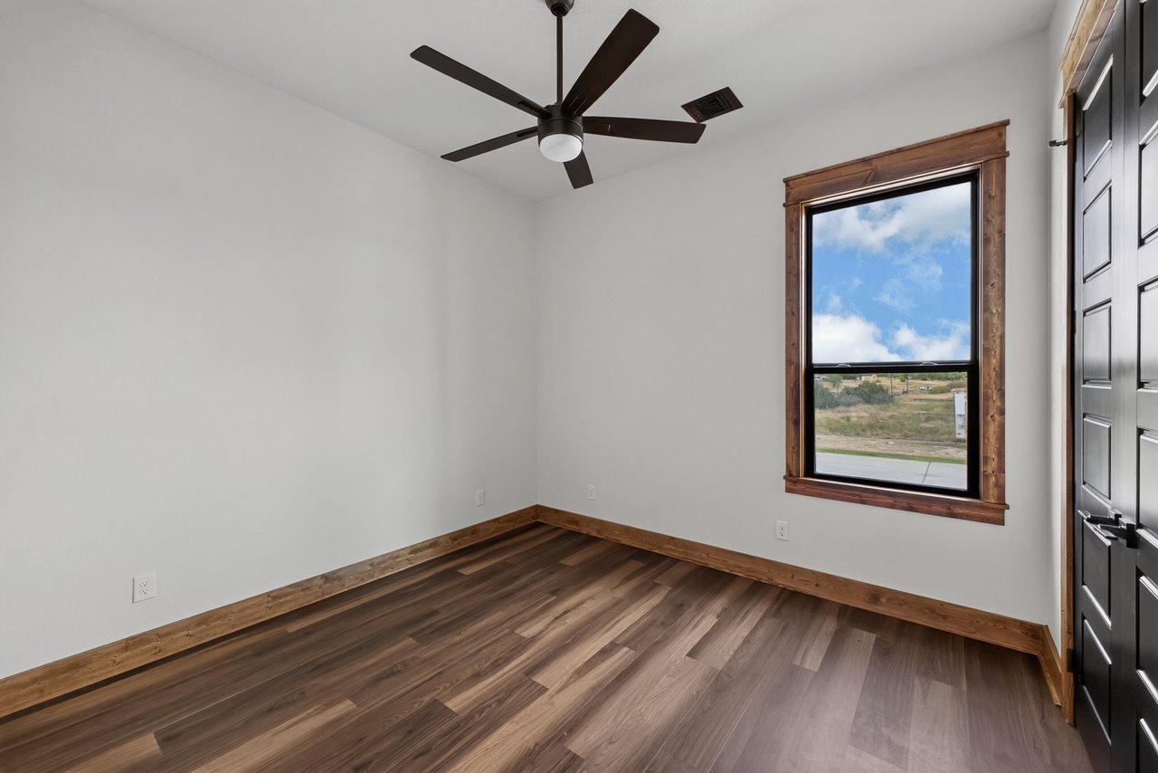 1091 Barton Ranch Road 