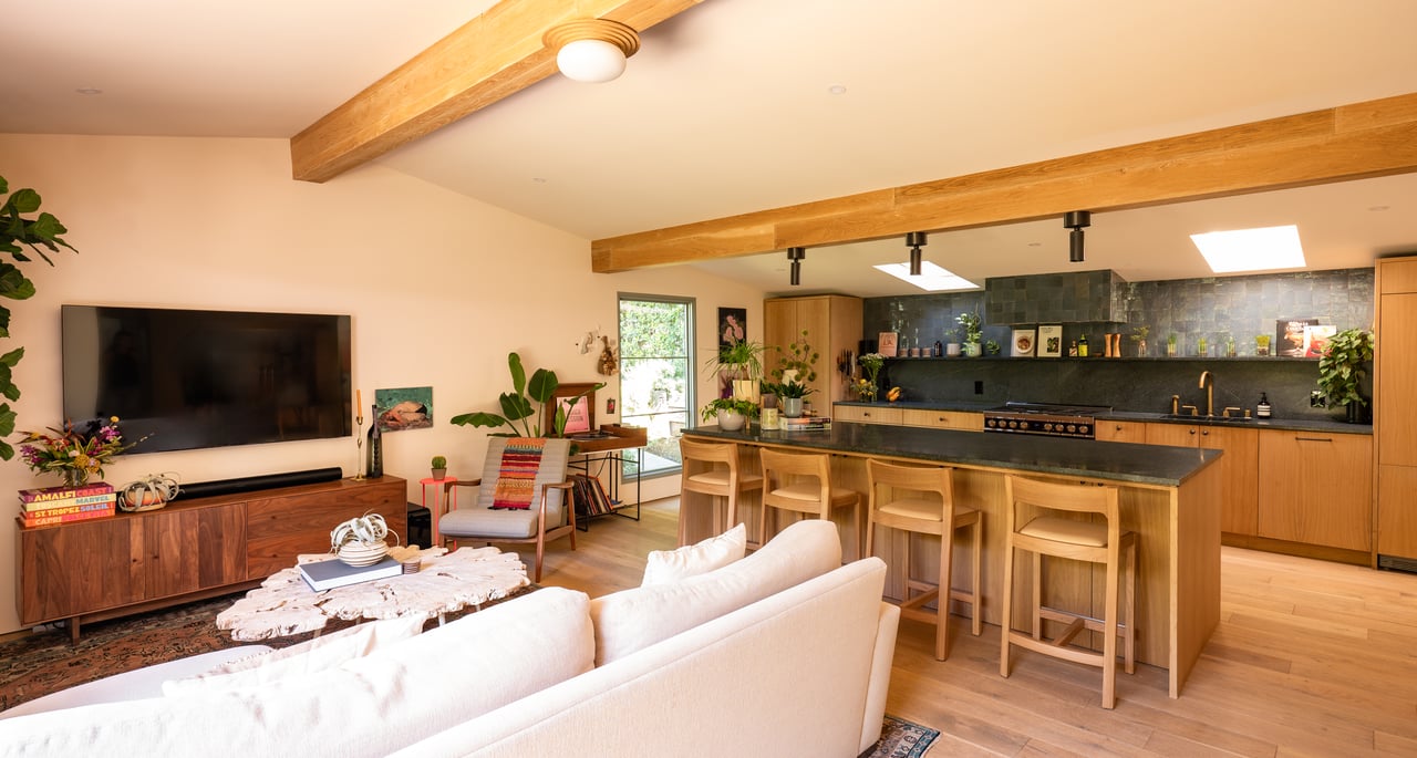 4157 Sunswept Dr, Studio City