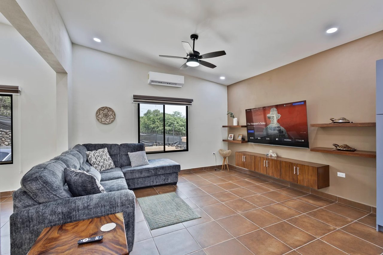 Your Costa Rican Retreat with Room to Grow in Playas del Coco