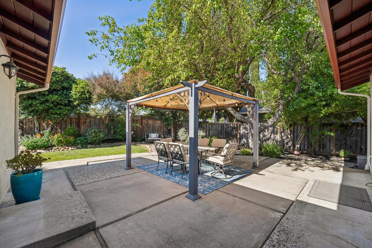 7403 Hillsdale Dr, West Pleasanton