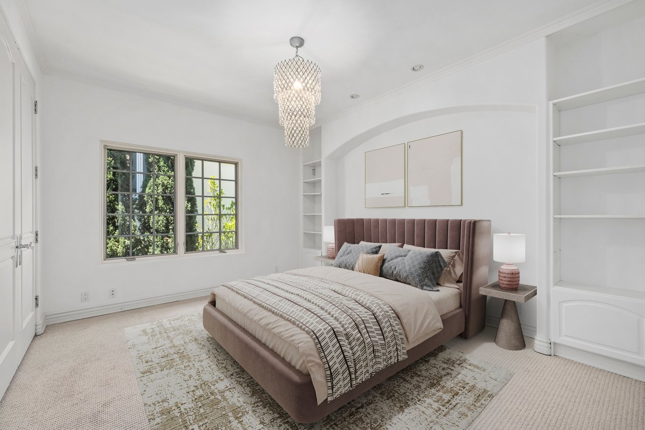 A New Pacific Palisades Listing with Ocean Views, Privacy, and Prestige