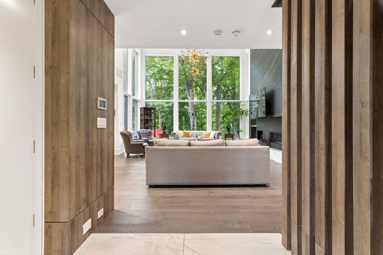 150 Sandringham Drive