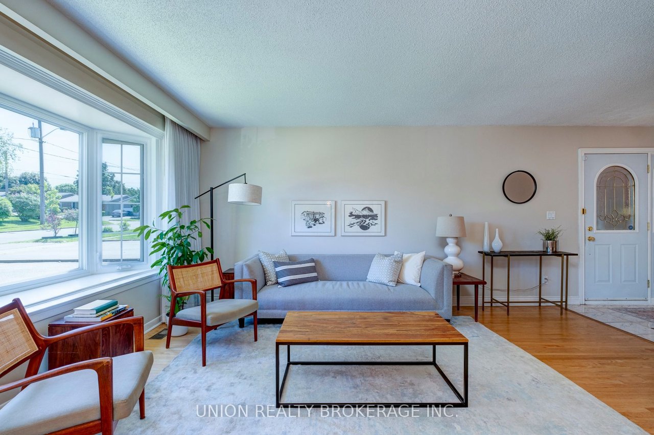 68 Scarden Ave