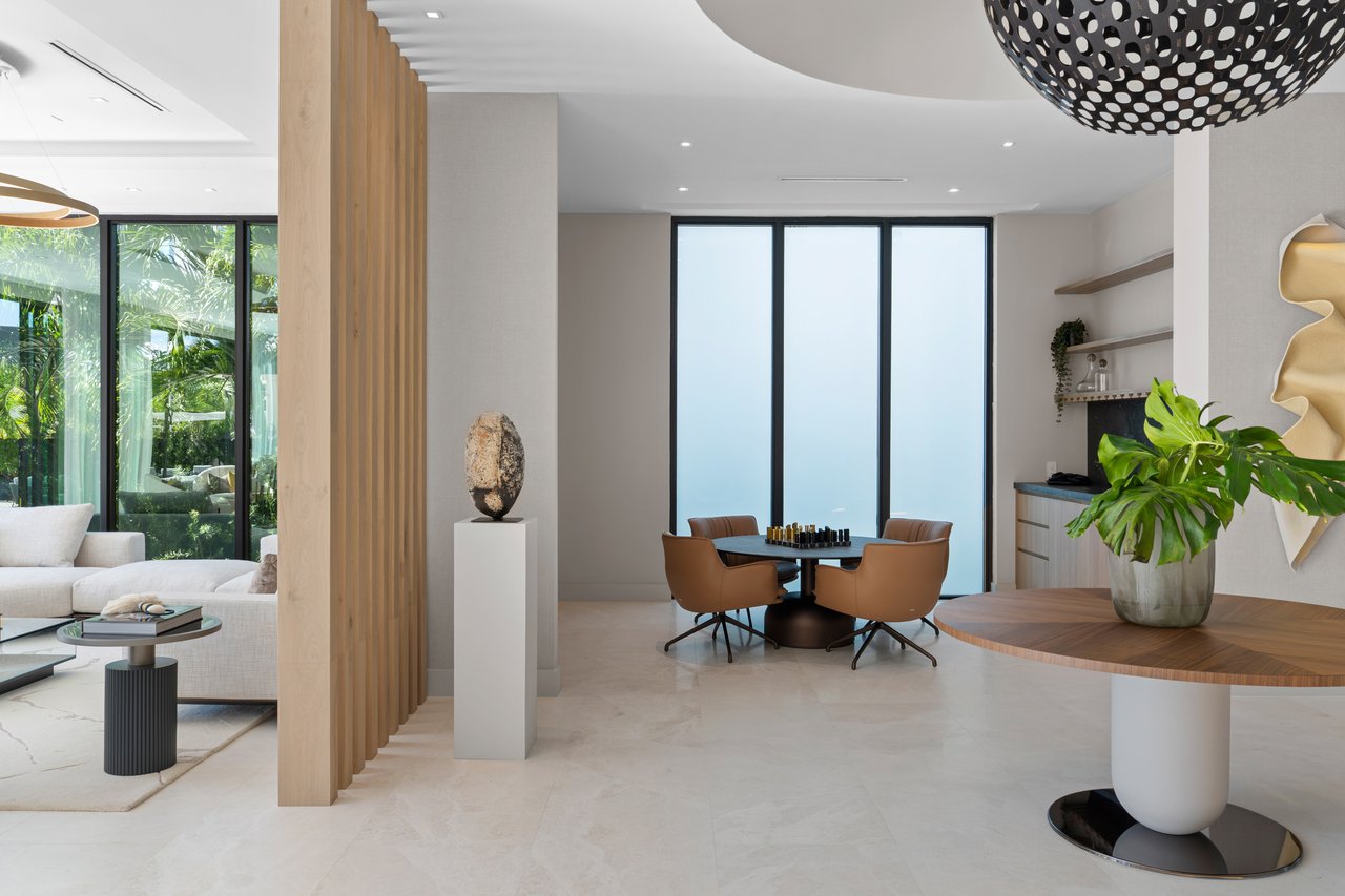 2950 NE 164th Street