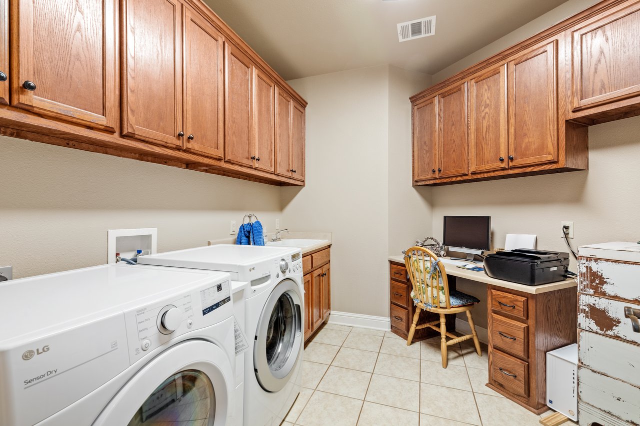 156 Northview Ln, Fredericksburg, TX