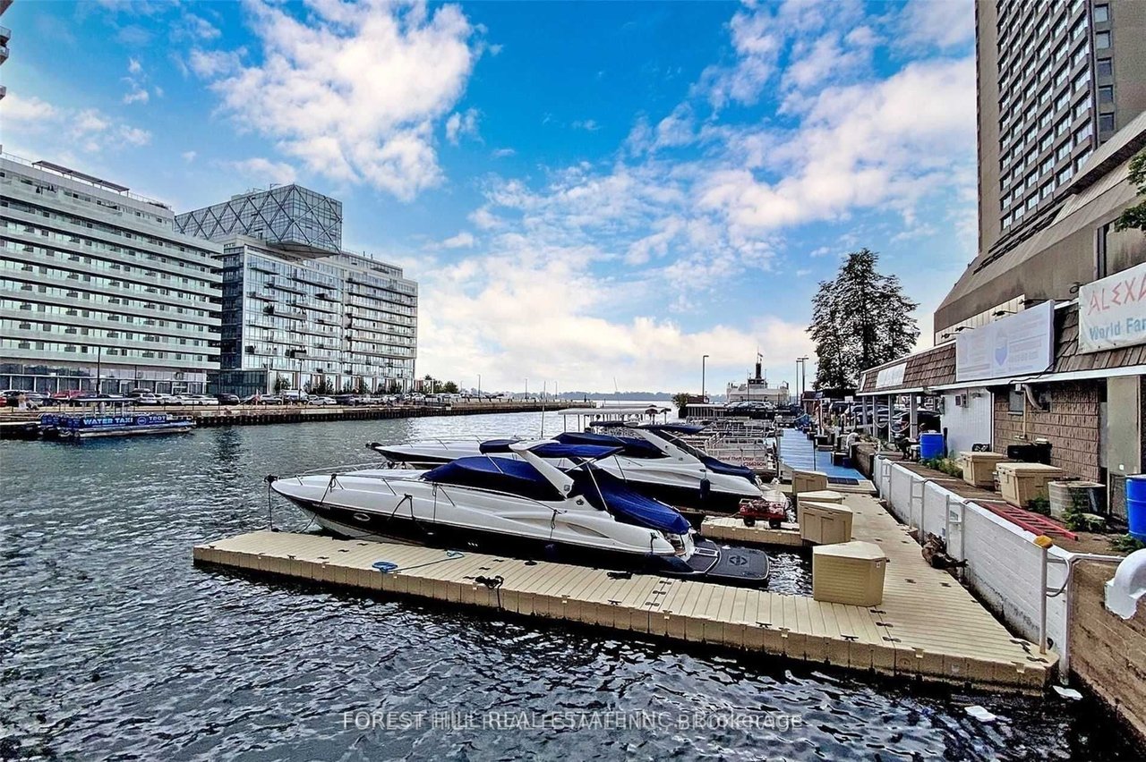 Luxurious Panoramic View Unit