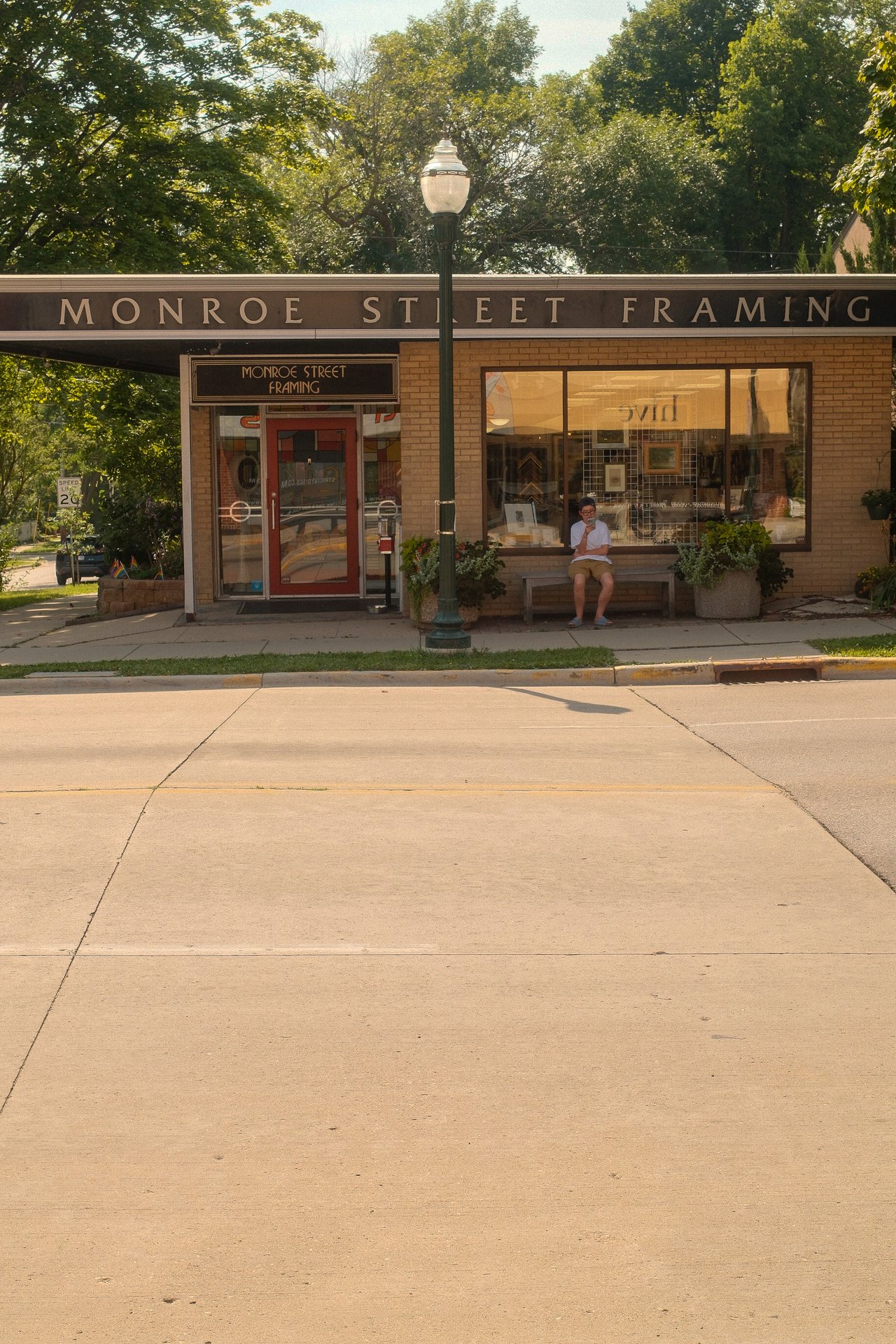 Storefront of Monroe Street Framing in Madison, Wisconsin