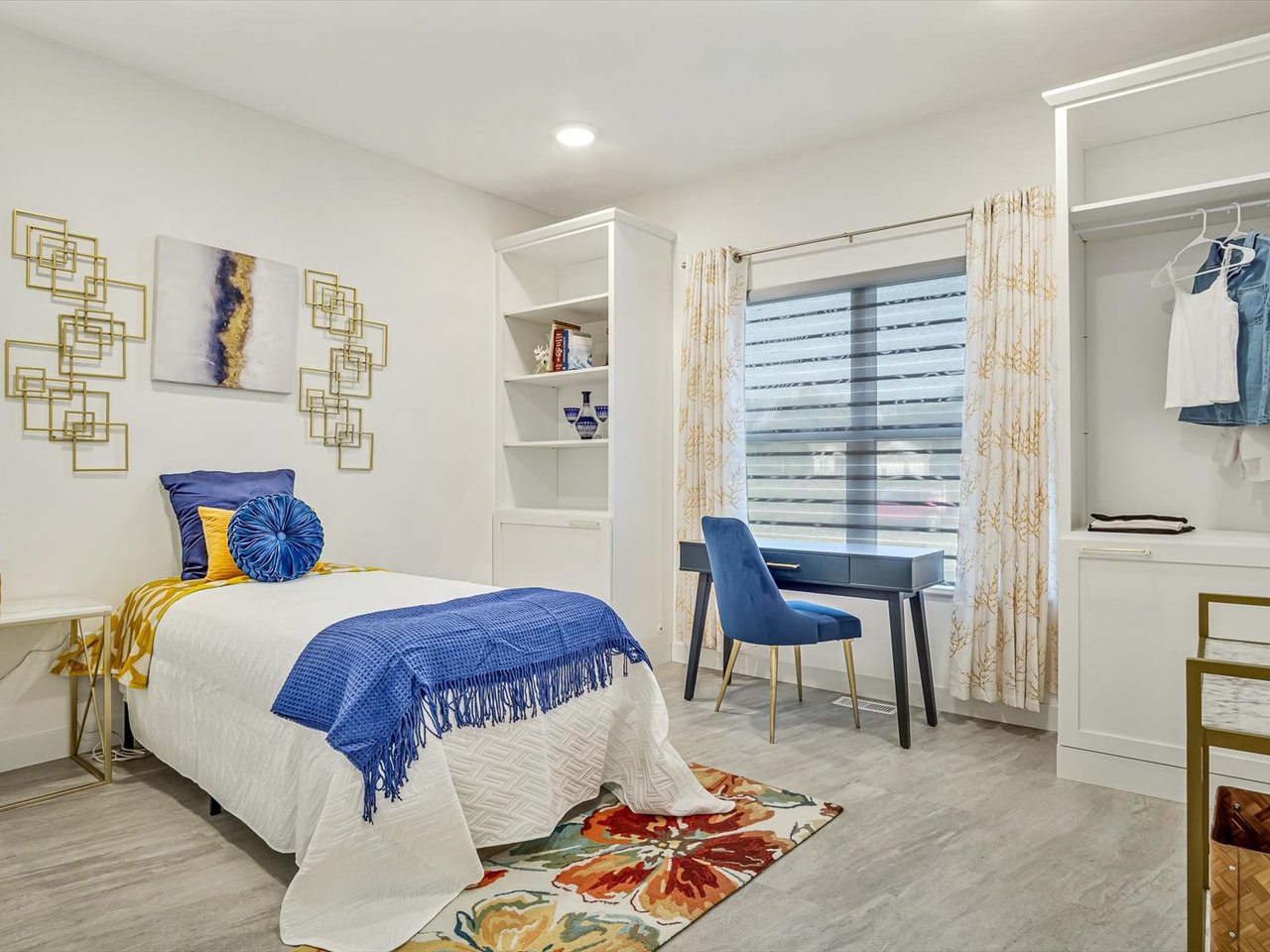 Contemporary Freeburg Villa on a Quiet Cul-de-Sac: 428 Firestone Street