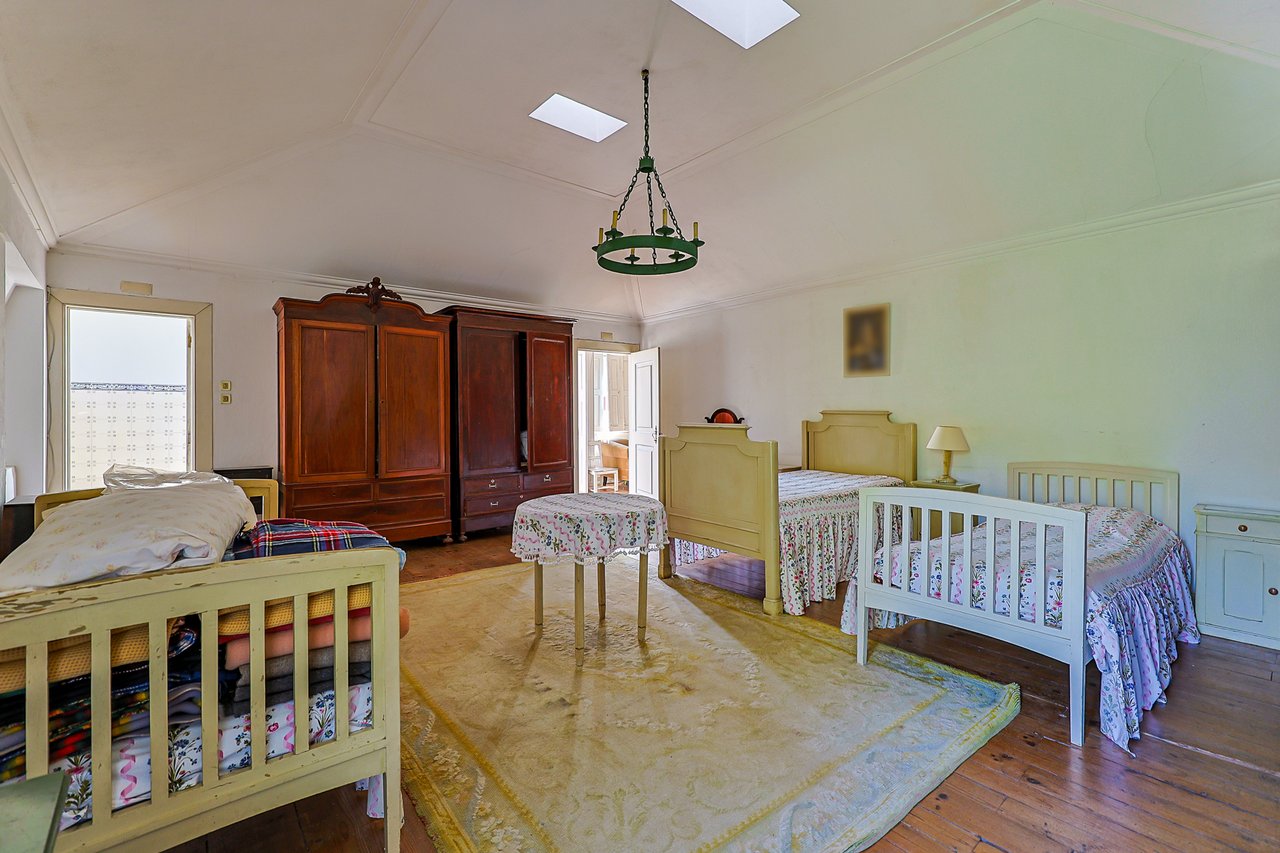 Magnificent 17th-Century Palace with  76,400 m² Estate Near Coimbra