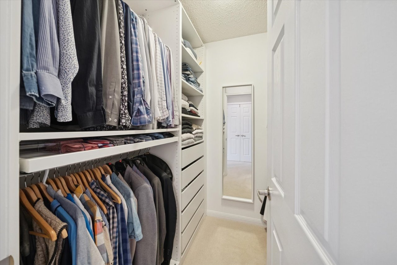 77 Fred Silvester rd