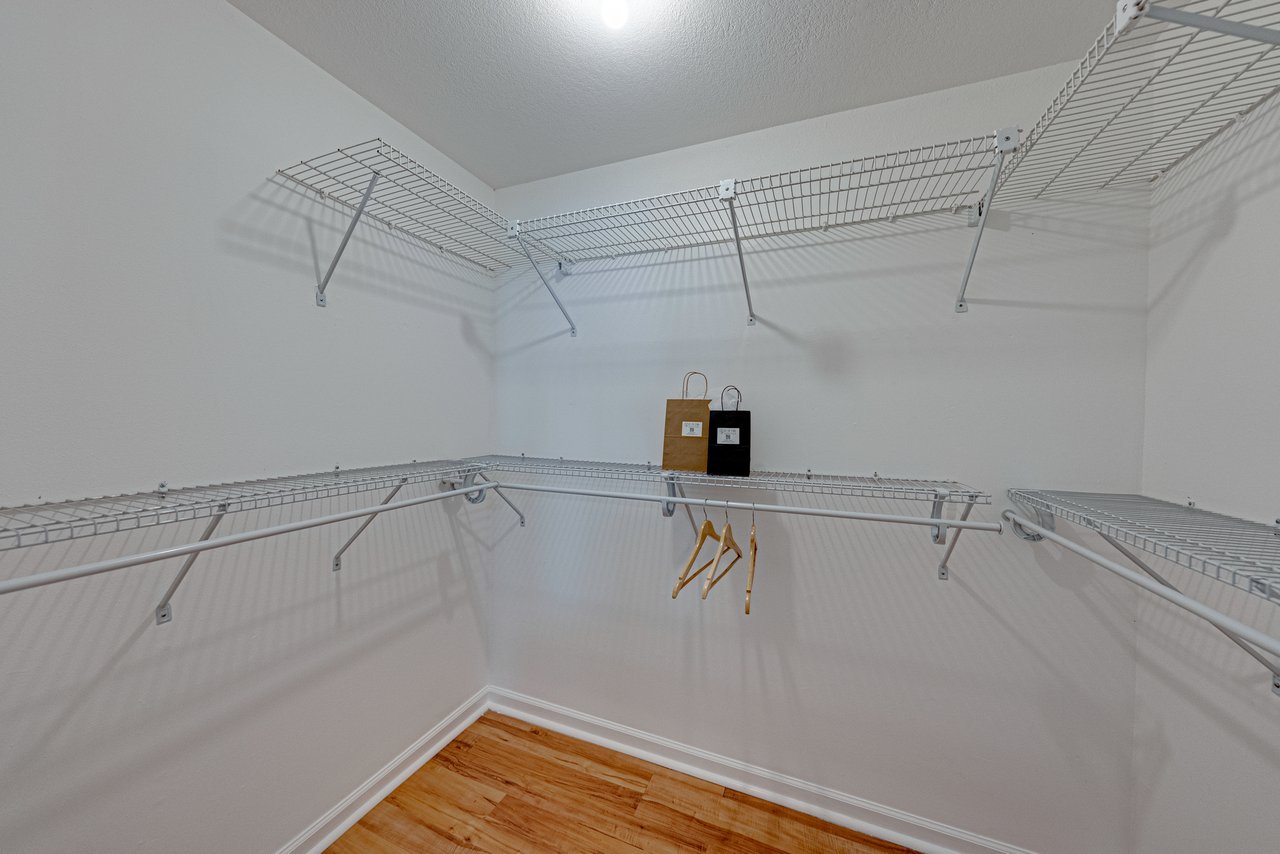 7601 Thunderhead Street