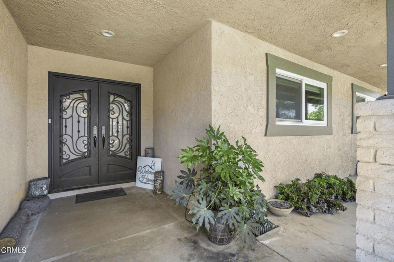 548 Calle Portilla