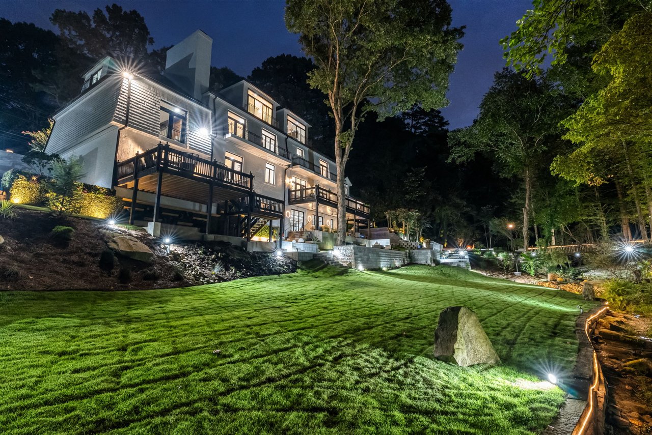 W Paces Ferry Drive