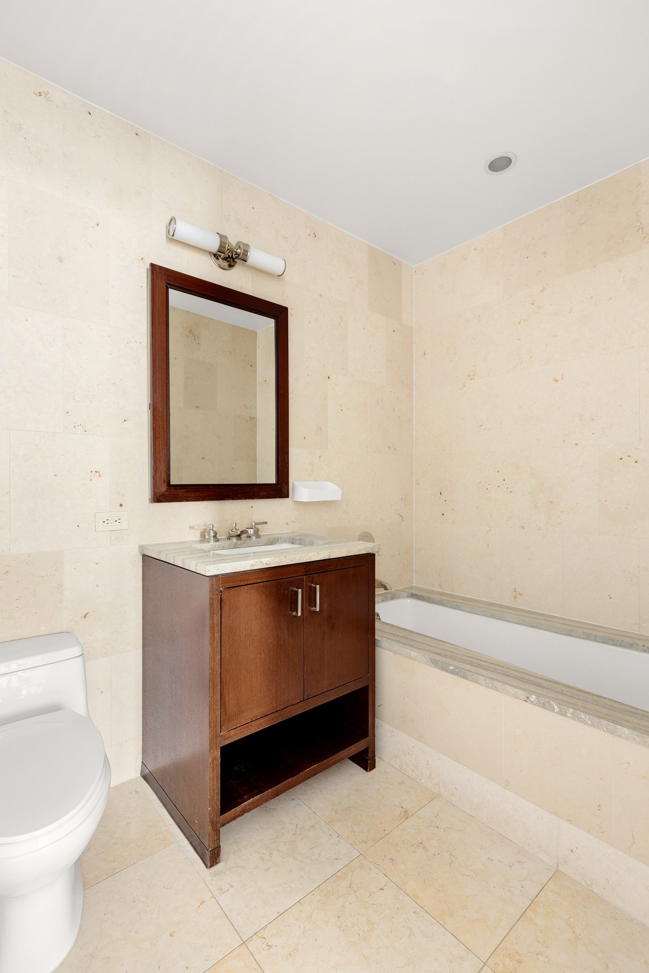 100 Riverside Boulevard 29C