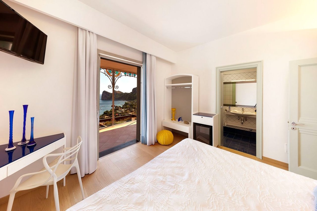 Reintroduce the Villa Bepina