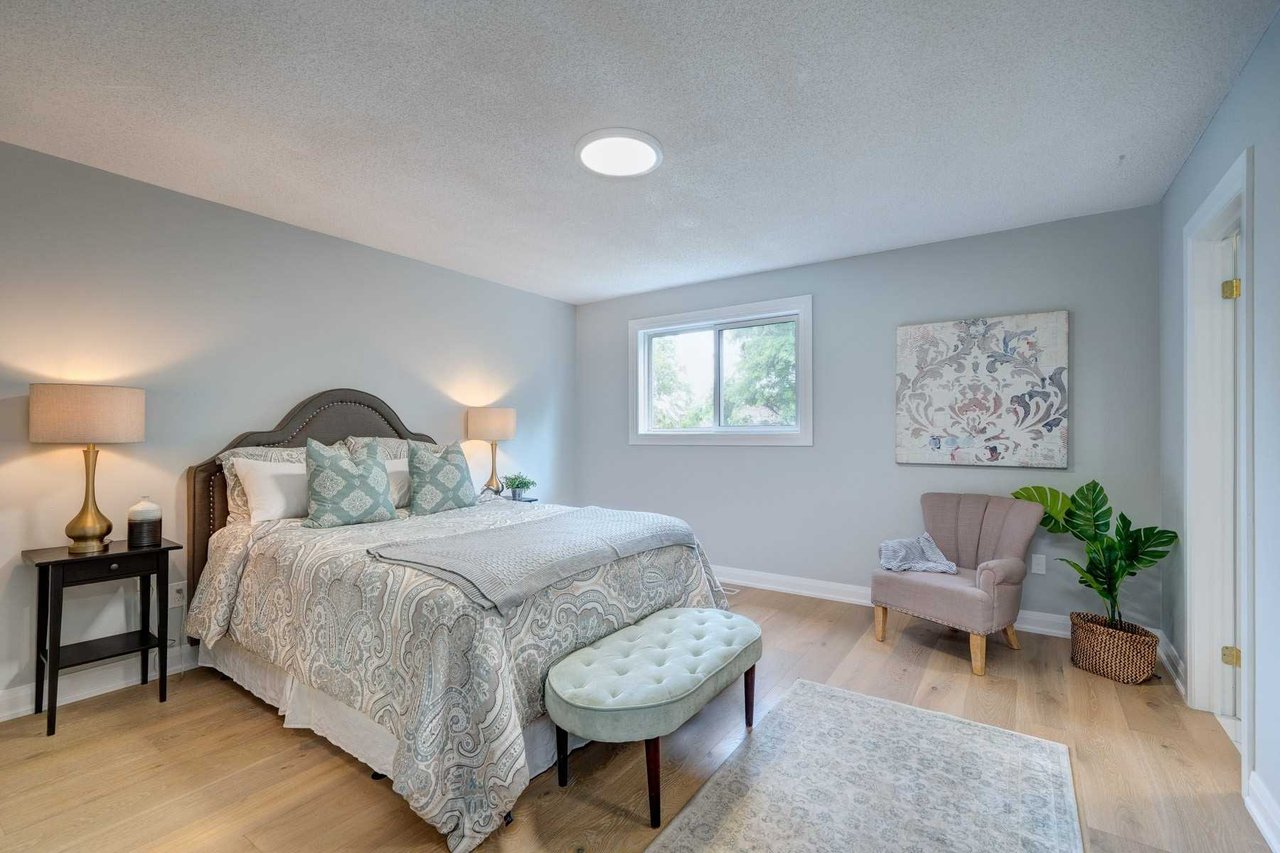 37 Ridware Cres