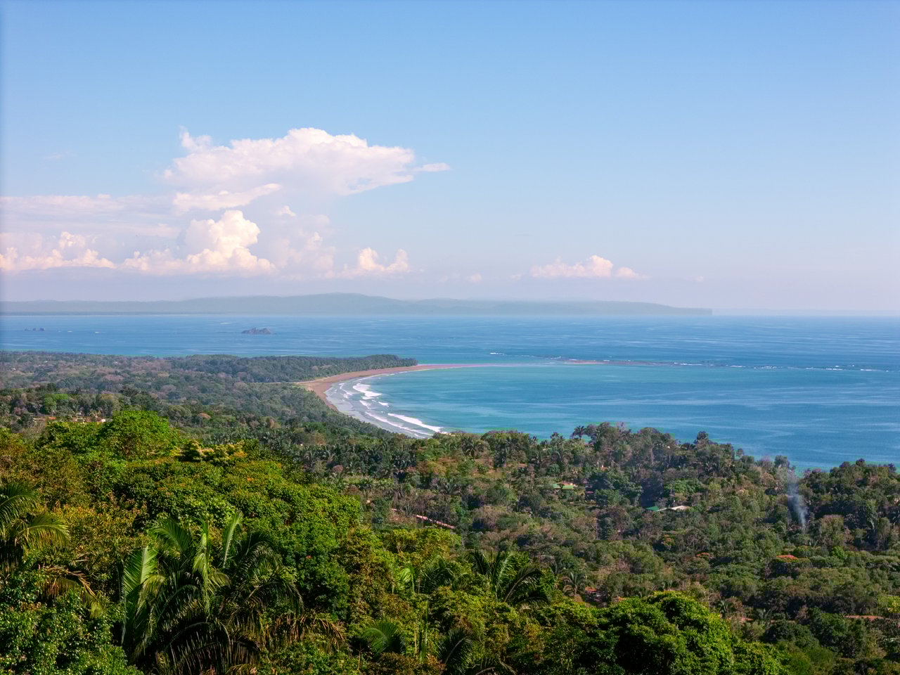 Casa Vista Harmonia, Legendary Ocean Views and Sustainable Living!