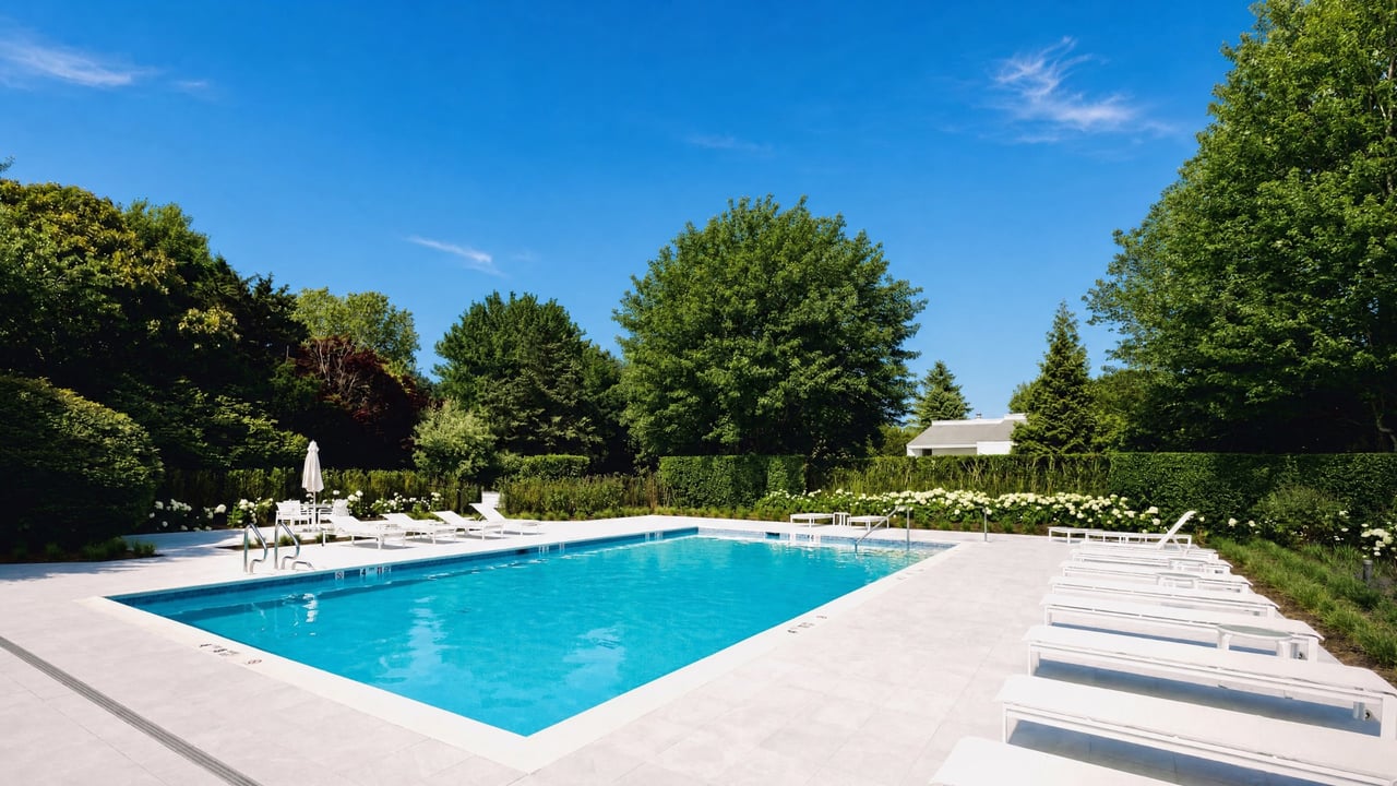 WATERFRONT LIVING AT MECOX LANDING