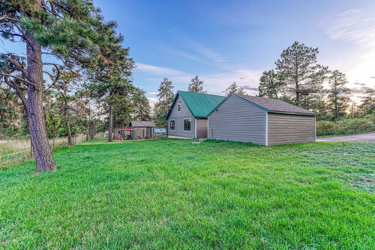 11125 Black Forest Road