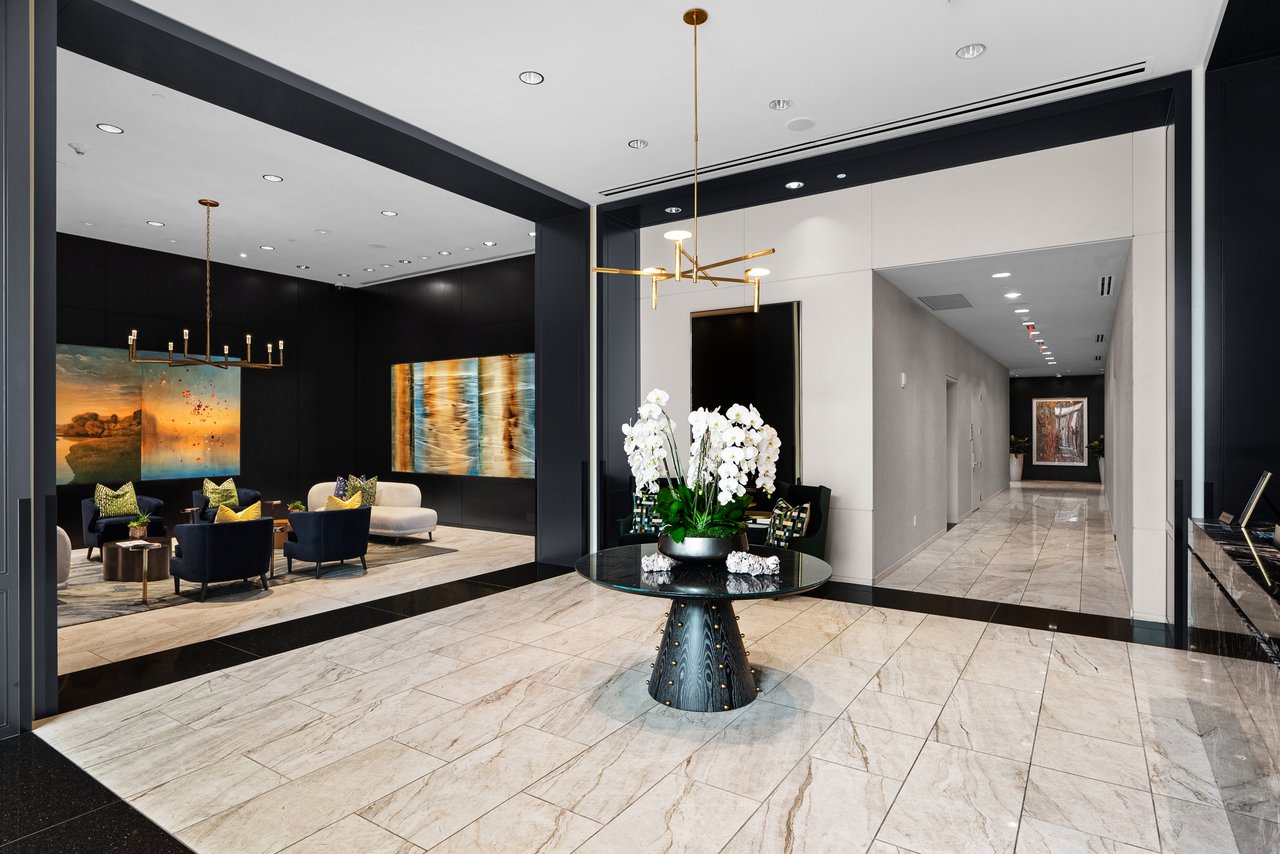 200 Congress Ave, Unit 21D