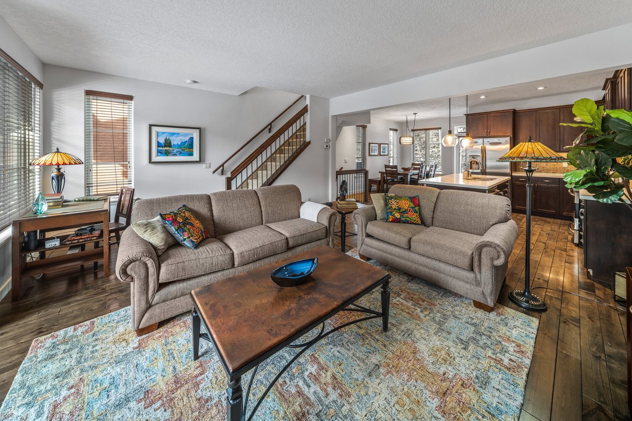 1 - 105 Rundle Drive 