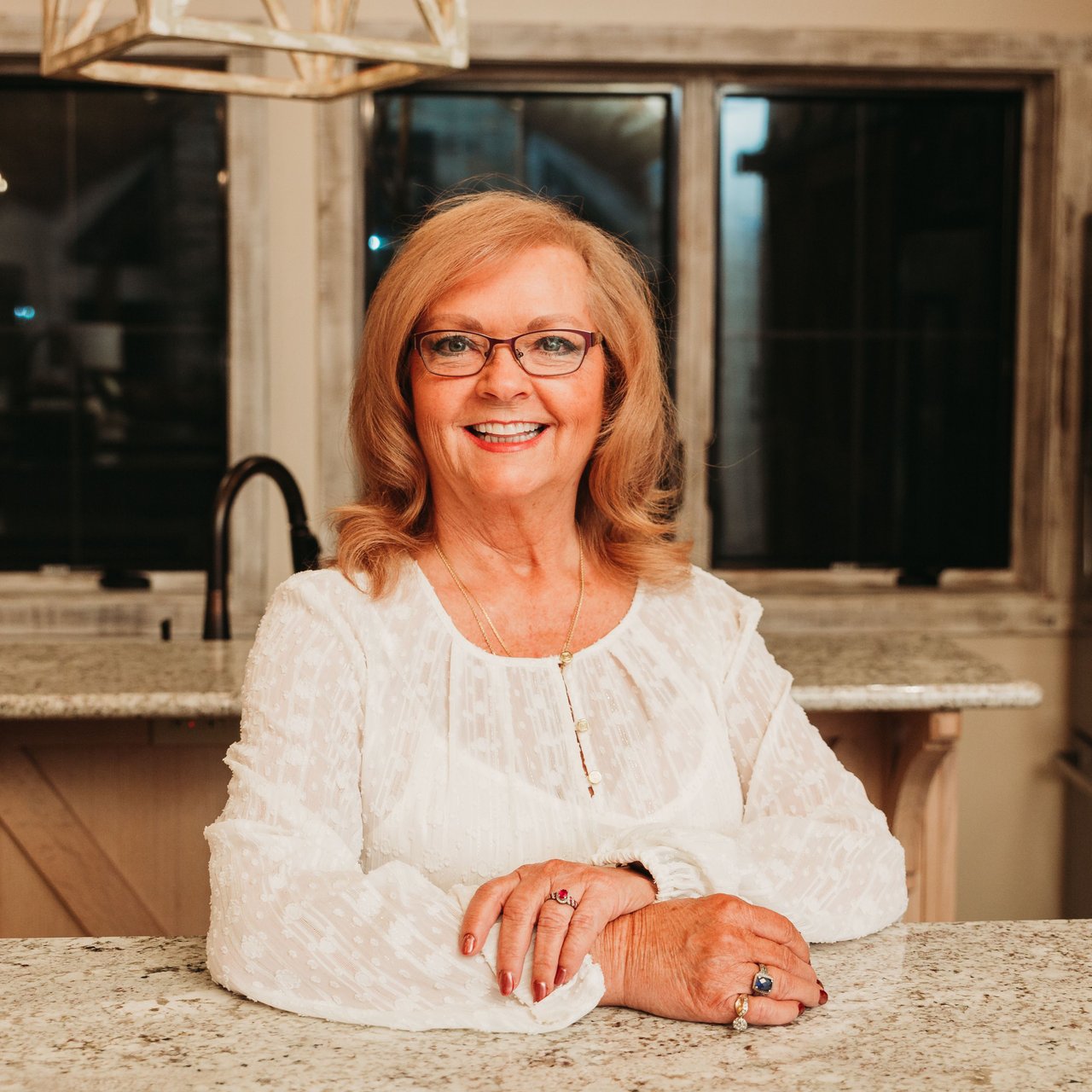 Lugene Bearden Knoxville TN, Real Estate Agent Headshot