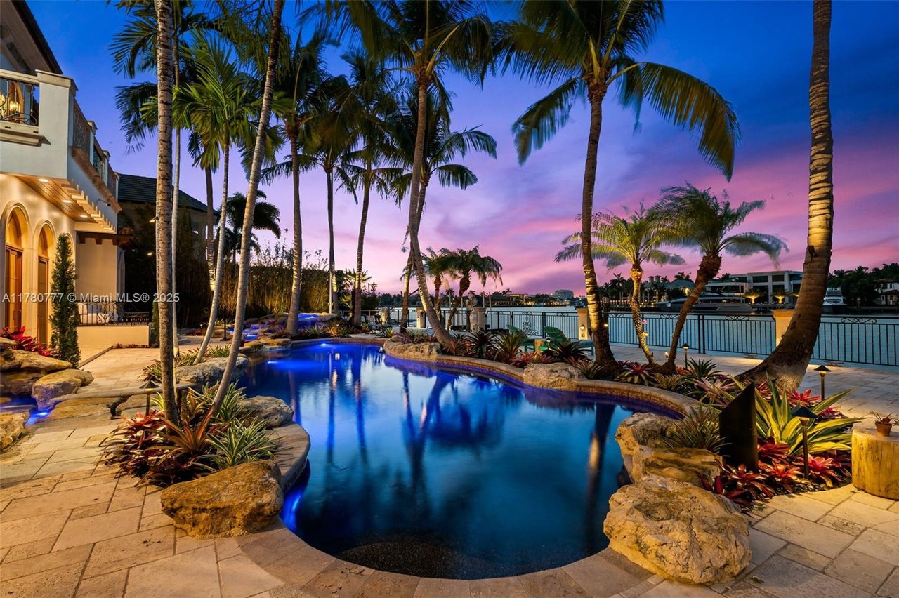 2509 Aqua Vista Blvd