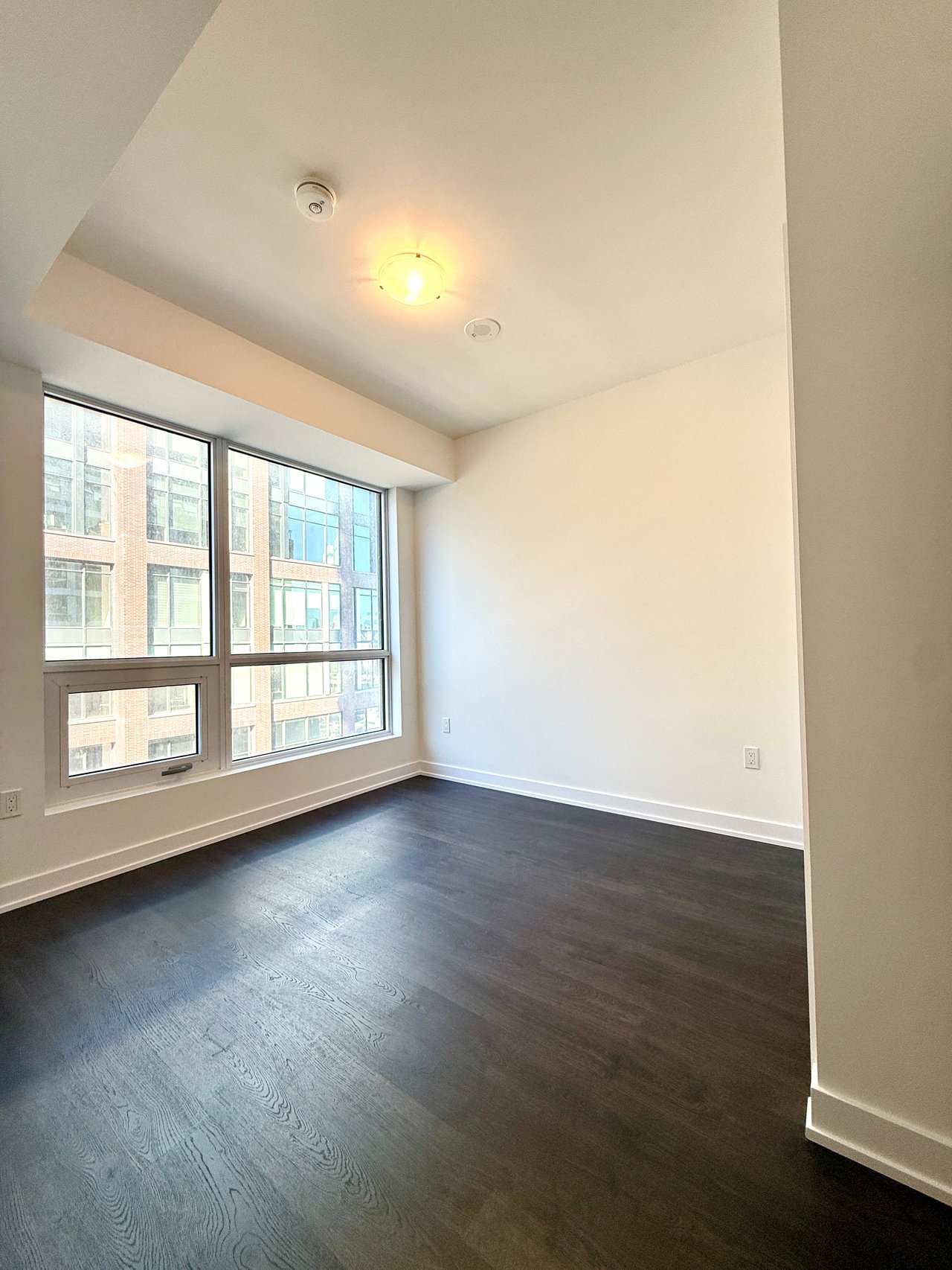 15 Richardson Street Unit: 825