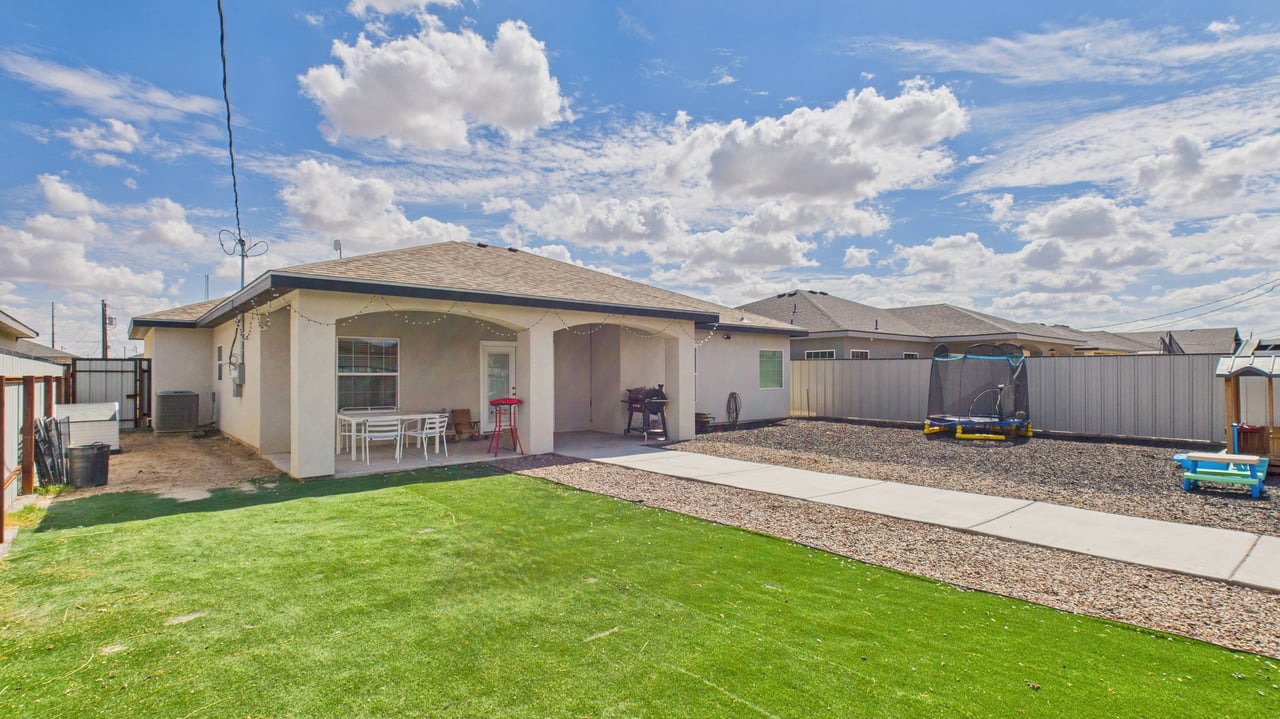 1503 Mimosa St.
