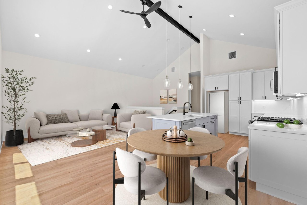 Main living in Ocean Estates in Houston, TX
