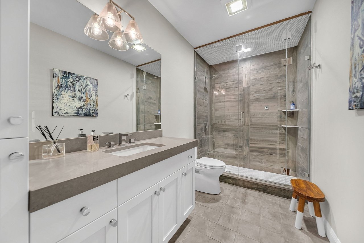 48 Country Club Road