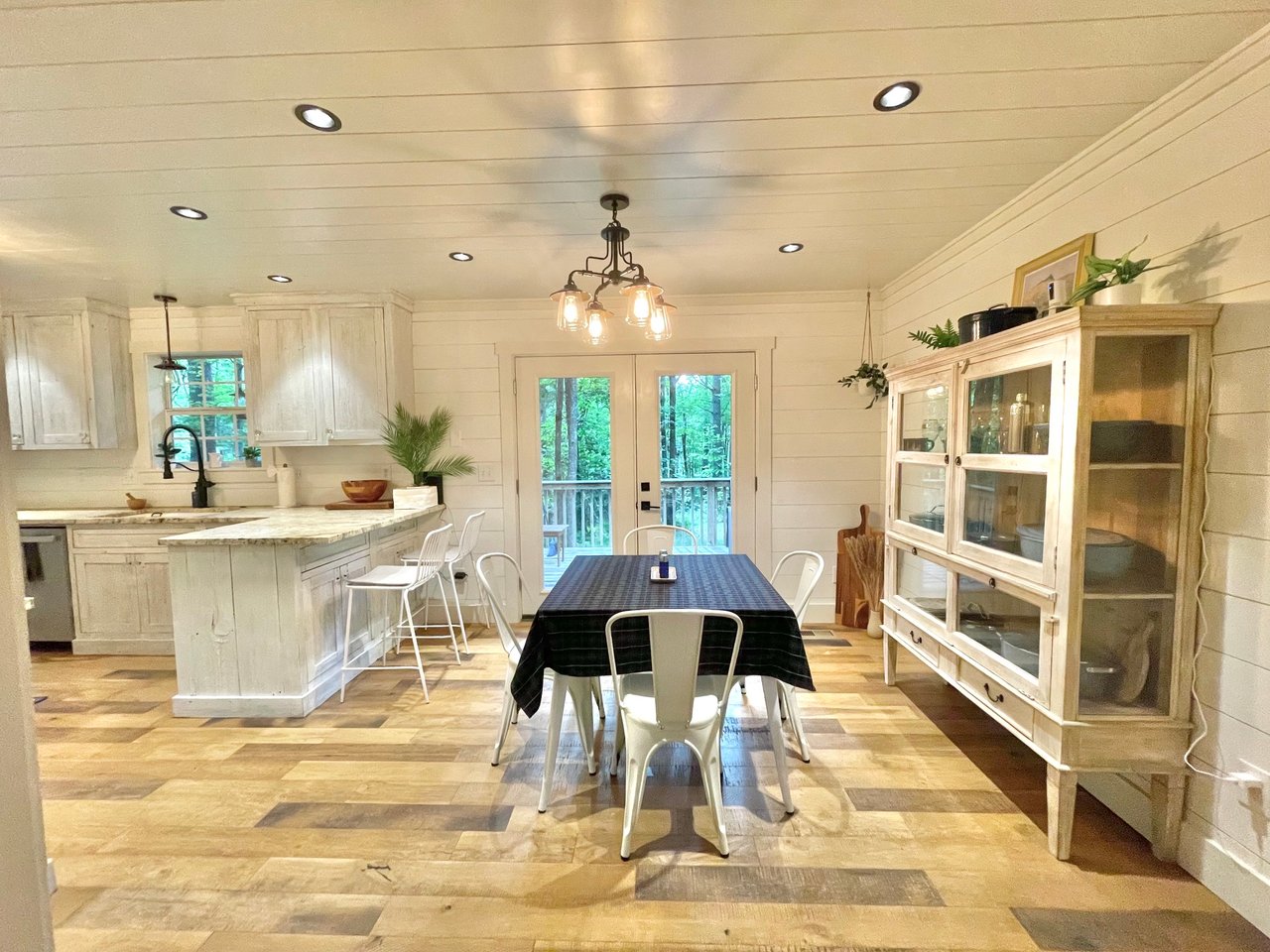 619 Holly Road