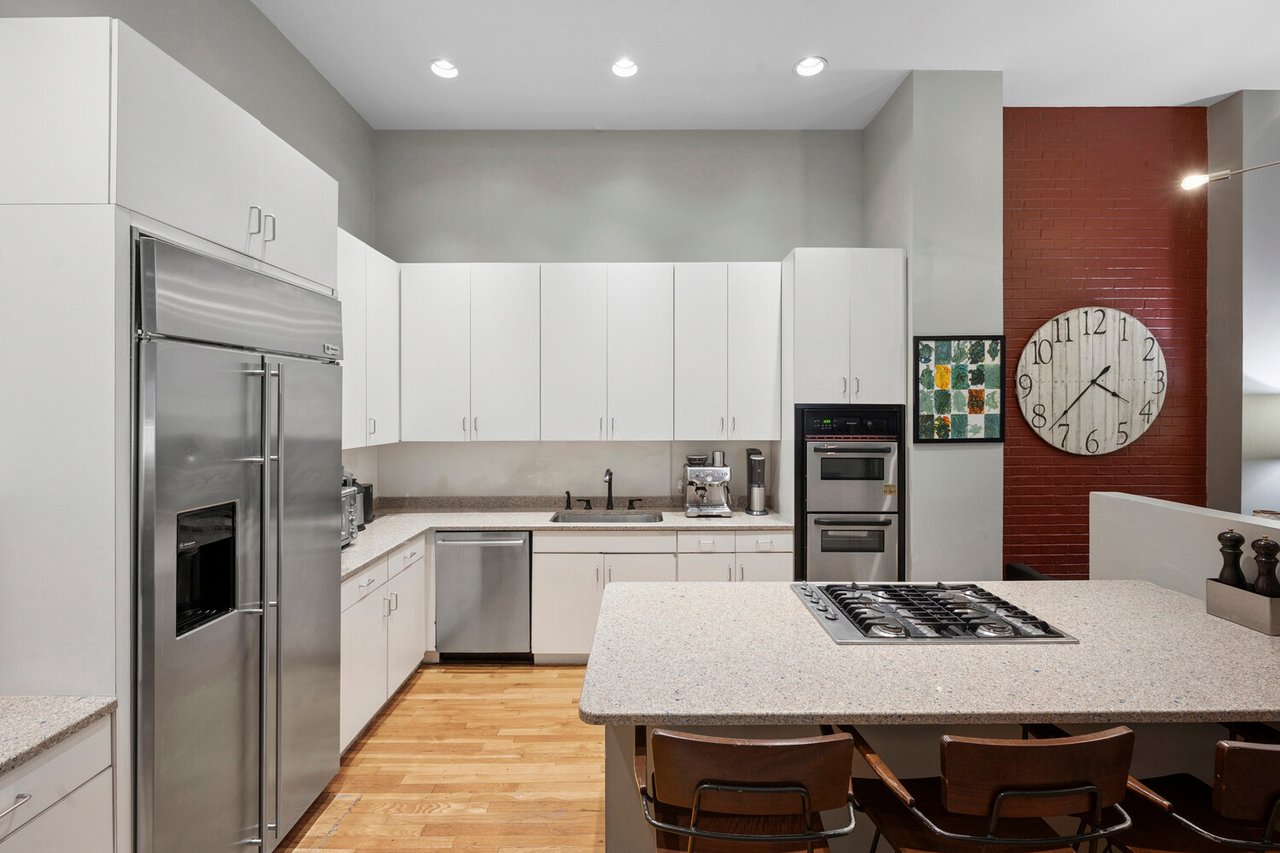 247 West 12th Street Unit: 1D