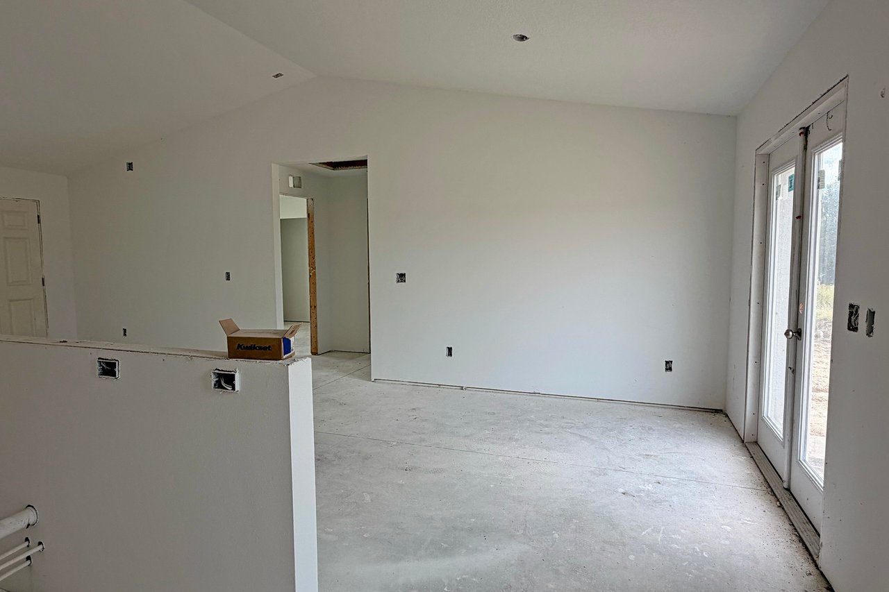 102 N Dupont Terrace 