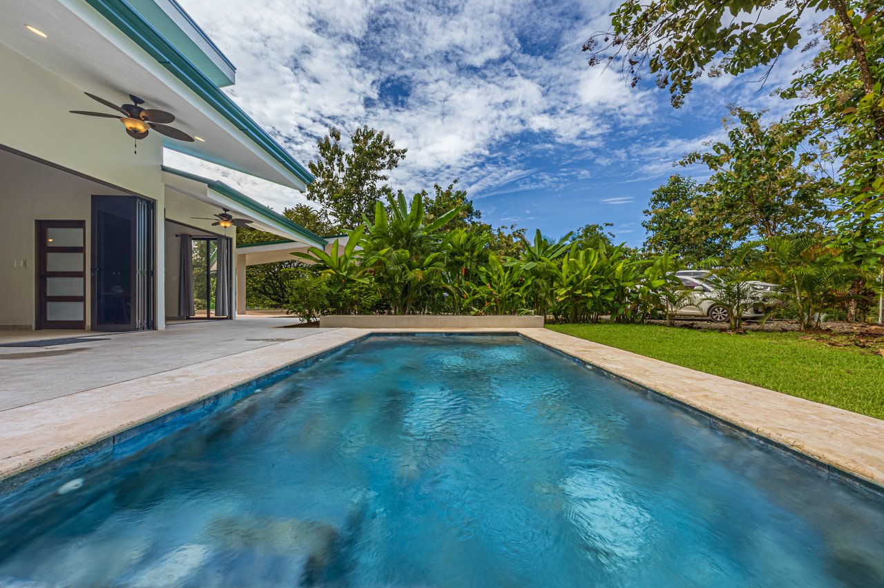 Casa del Bosque in the New Tulpá Ridge Development in  Matapalo.