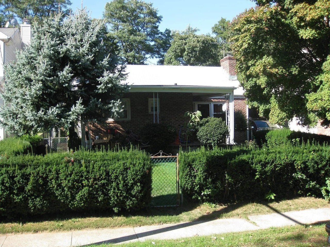 45 Macgregor Ave