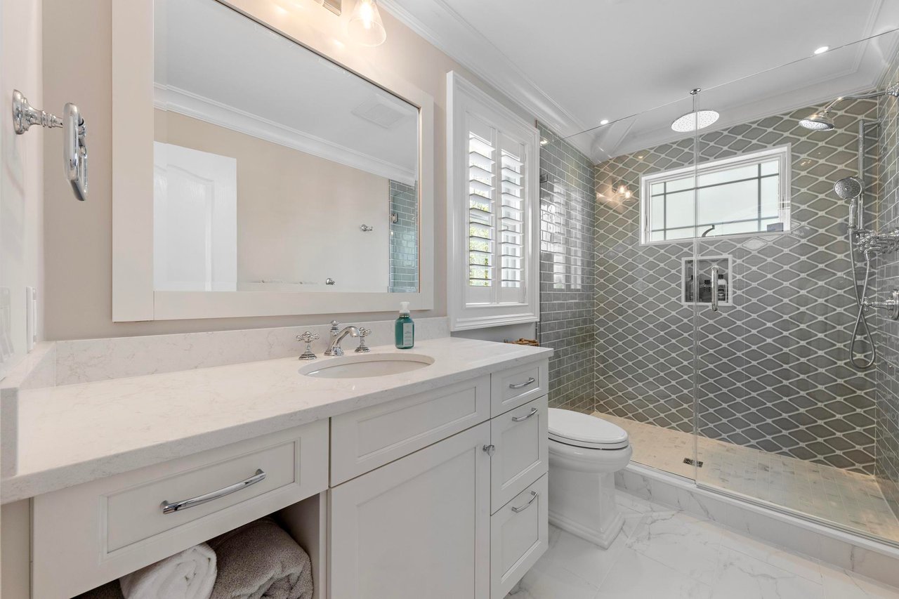 110 W South 34th Street