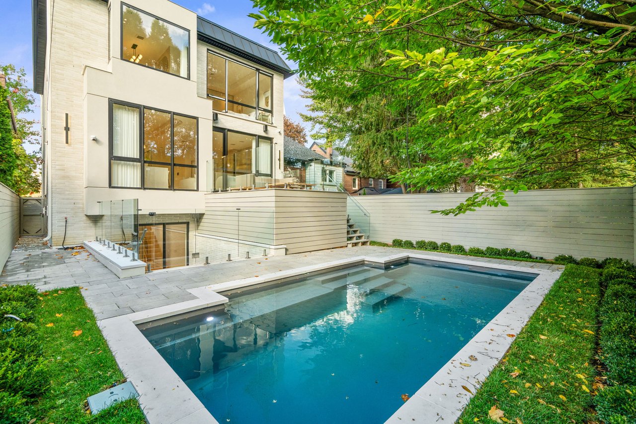 Incredible Achievement In Modern Luxury