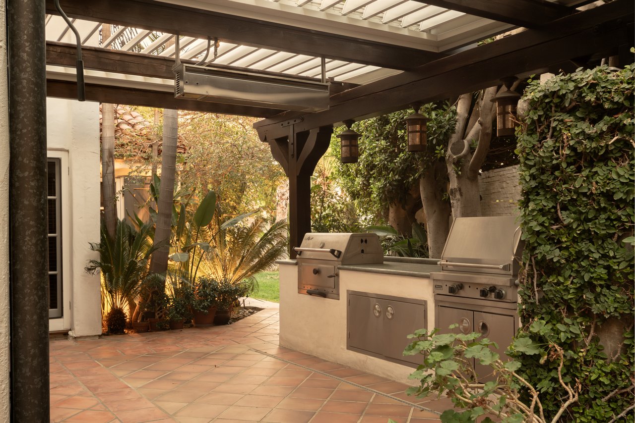 1665 Summitridge Dr, Beverly Hills