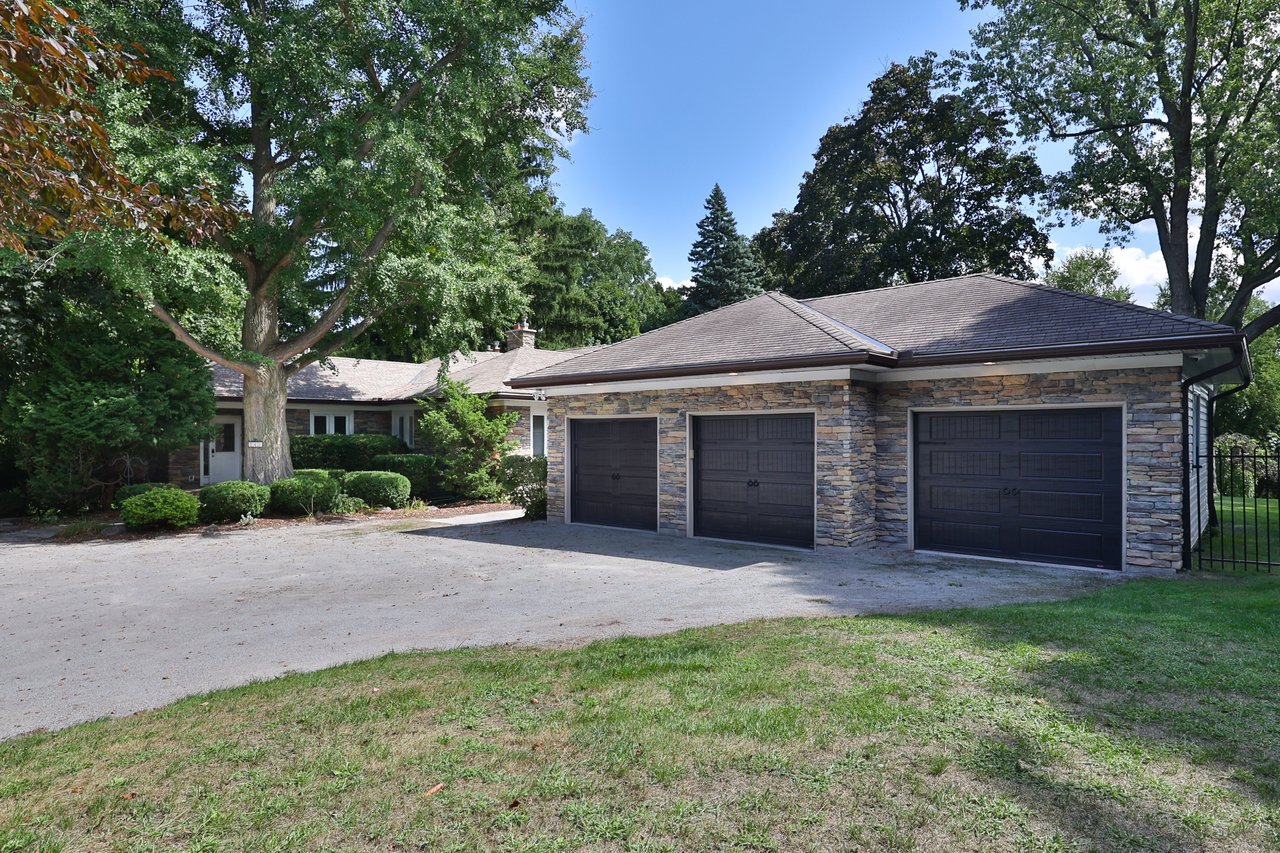24 School Street, Waterdown