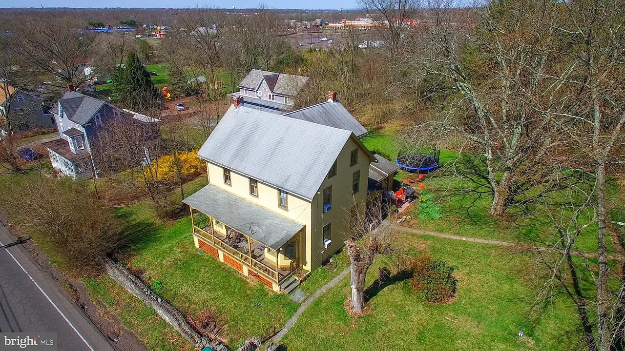45 Hilltown Pike