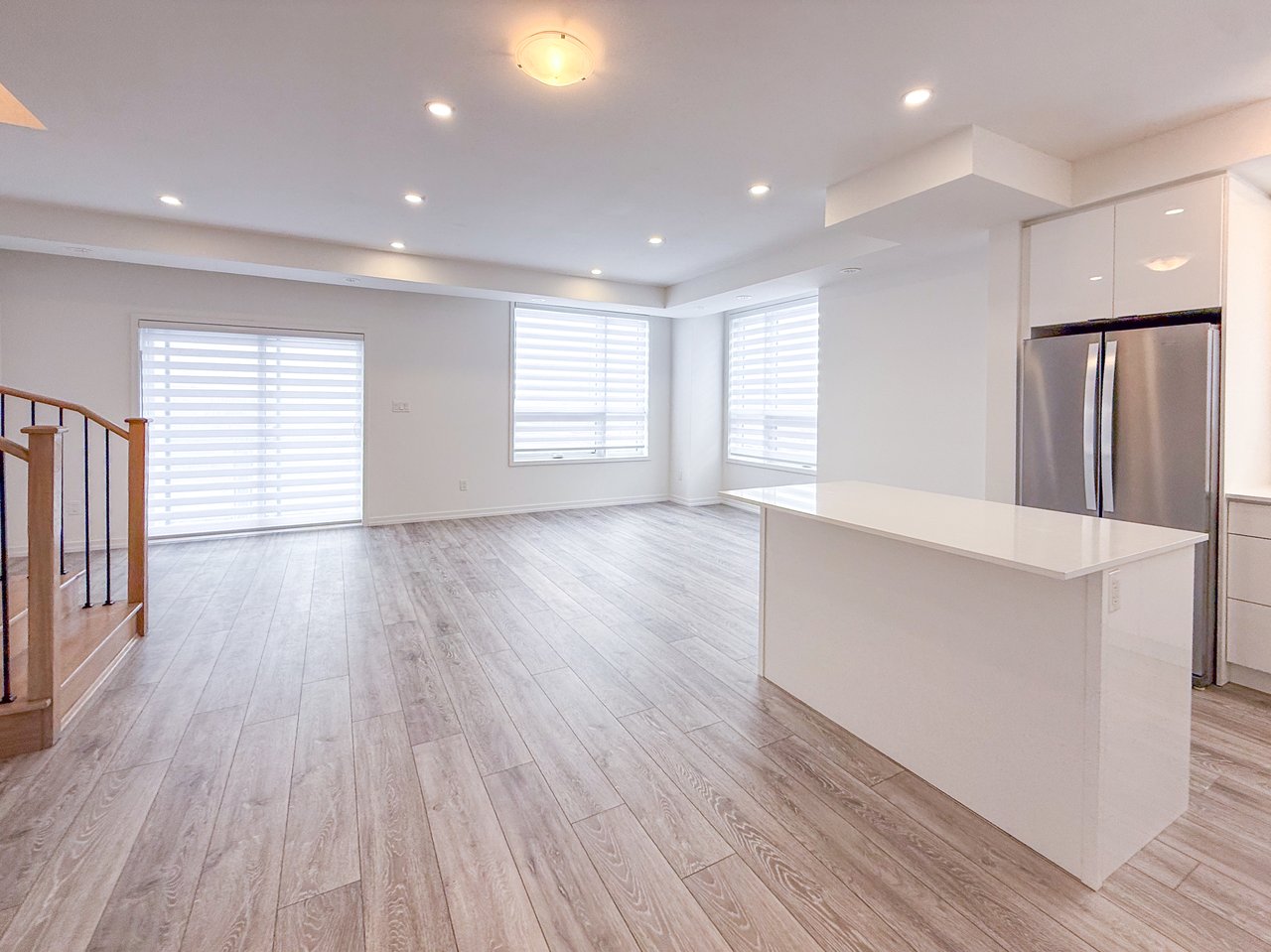 16 Lytham Green Circle