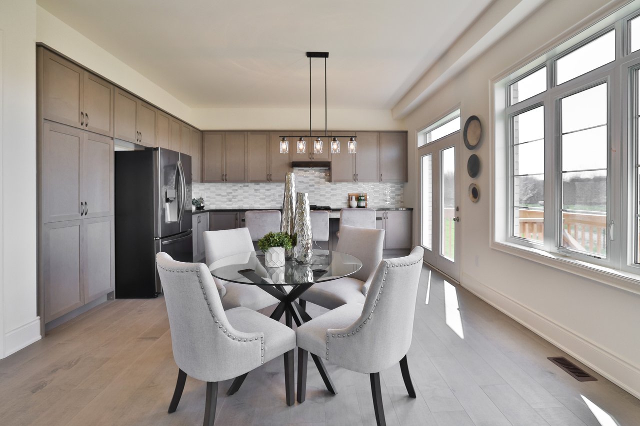 37 North Park Boulevard, Oakville