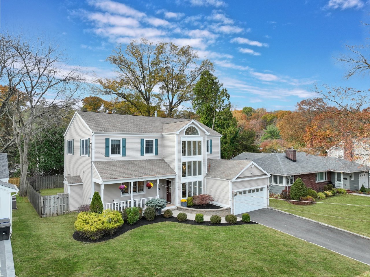 23 Canterbury Lane, Short Hills, NJ